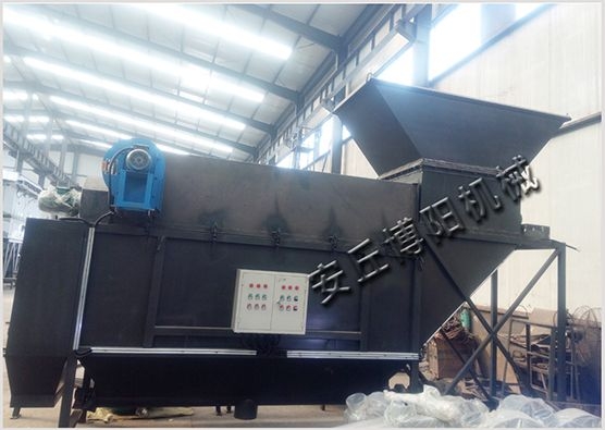 105鏟車(chē)上料自動(dòng)破包機(jī)加工現(xiàn)場(chǎng)