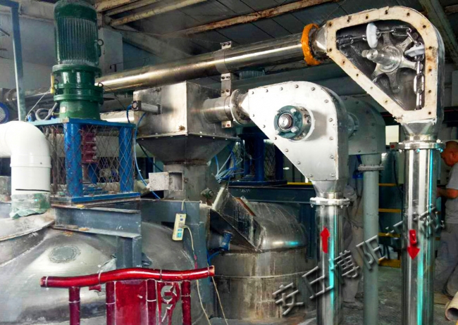 管鏈輸送機(jī)