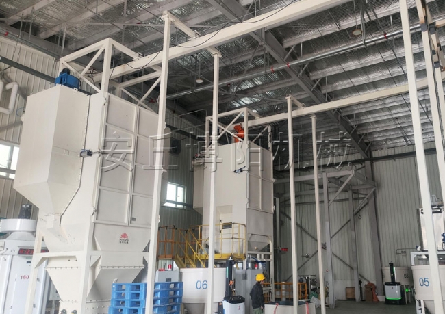 301（發(fā)酵豆粕、氨基酸、石粉、鈣粉）