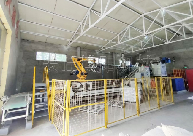 聚丙烯全自動拆包機(jī)器人   遼寧機(jī)械手自動破袋機(jī)