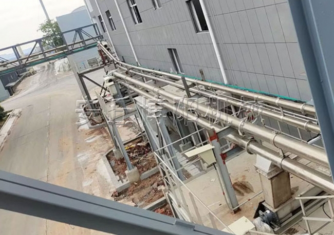 安丘博陽機(jī)械氯化鉀管鏈輸送機(jī)是如何運(yùn)行的呢？